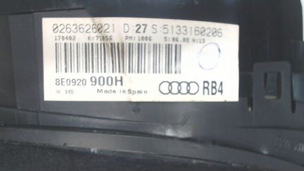 Щиток приборов (приборная панель) Audi A4 (B6), 20