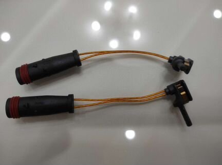 Датчик износа колодок Mercedes W212