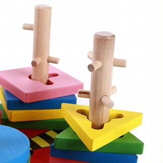 Развивающие деревянные игрушки сортер