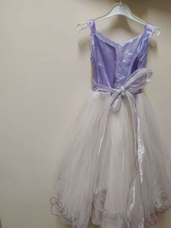 Платье праздничное