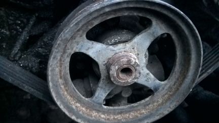 Насос гур Range Rover 4.2