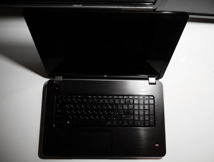 Ноутбук HP pavilion 17-e017sr