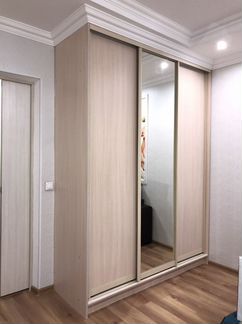 Продается шкаф-купе