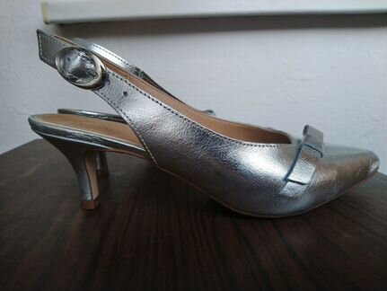 Босоножки серебряные, Carlo Pazolini, Италия