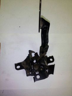 Toyota Rav 4 2010-12- замок капота новый оригинал