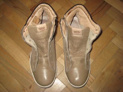 Шикарные кожаные кеды Италия скрытая танкетка 5 см