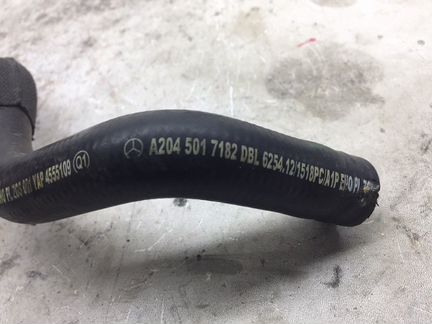 Патрубок системы охлаждения Mercedes C250 W204 1.8