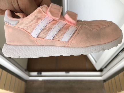 Кроссовки Adidas