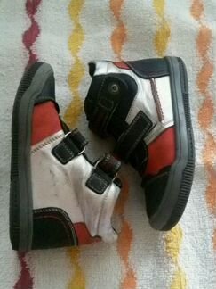 Woopy orthopedic кожанные ботиночки размер 25