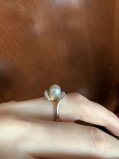 Кольцо из белого золота с бриллиантами с морской ж