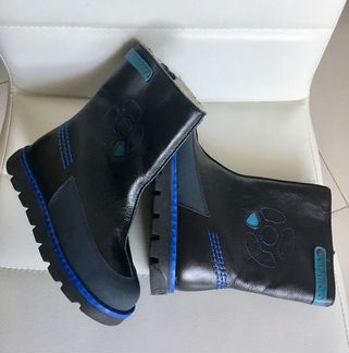 Новые сапоги TapiBoo, р. 28