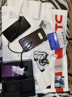 Samsung galaxy s10e Аквамарин