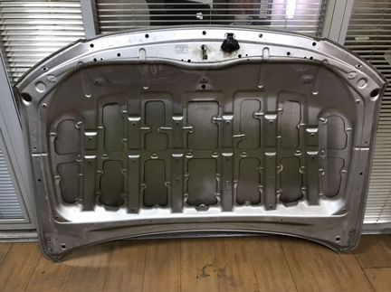 Капот оригинал Toyota Land Cruiser 200