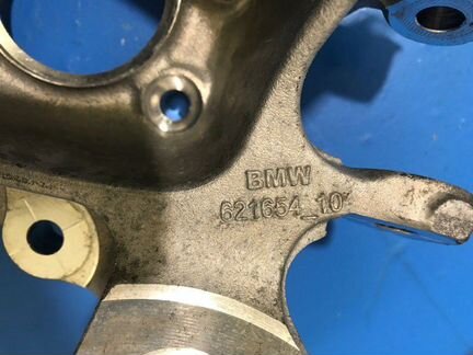 Кулак задний левый Bmw 7-Я Серия G11 B57 2017