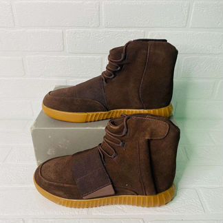 Кроссовки Adidas Yeezy Boost 750