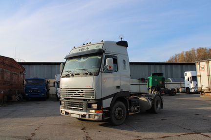 Седельный тягач Вольво фн12 Volvo FH12
