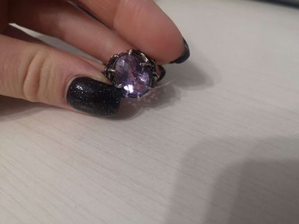 Кольцо серебряное ручной работы с натуральным амет