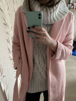 Розовое пальто 42