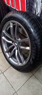 Комплект разношироких на BMW 5G30 R18