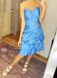 Голубое платье голливудского дизайнера Mystique S