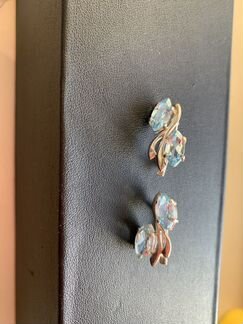 Серебрянные серьги с голубым топазом