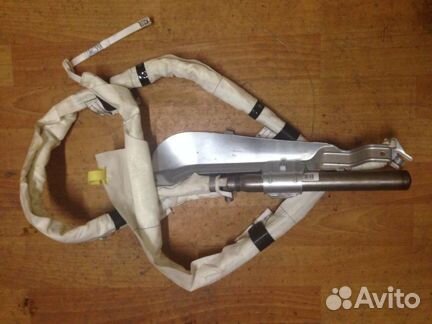 Шторка безопасности правая VW Tiguan