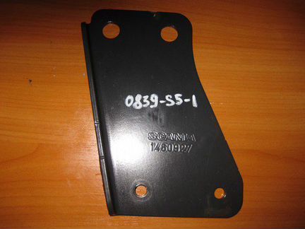 Кронштейн модулятора переднего моста Scania