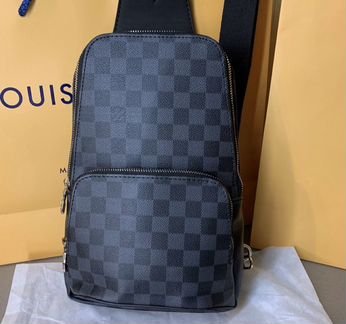 Louis Vuitton Avenue sling bag