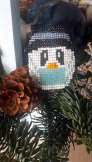 Снеговик в маске