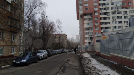 Машиноместо, 17 м²
