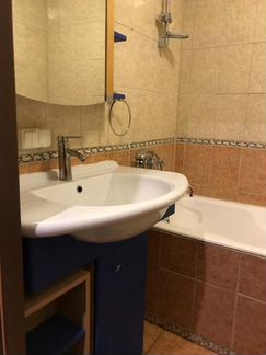 2-к квартира, 54 м², 8/16 эт.
