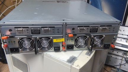 Дисковый массив Dell PowerVault MD1000 RDN