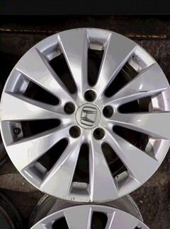 Диски бу оригинал R17 B на Honda