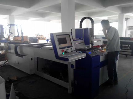 Оптоволоконный лазер 3х1.5-1000Вт IPG в Москве