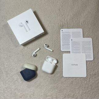 Airpods white