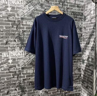 Футболка Balenciaga