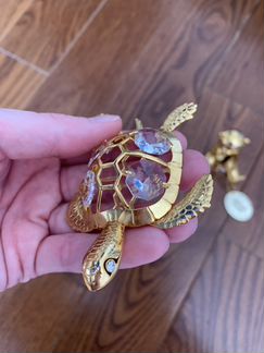 Фигурки с кристаллами Swarovski