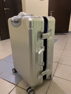 Алюминиевый чемодан #Rimowa