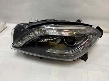 Фара левая mercedes 166 ML Новая оригинал