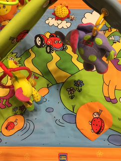 Развивающий коврик tiny love