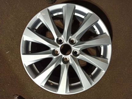 Toyota Camry V70 70 R17 диск Оригинал в идеале