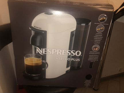 Nespresso Vertuo Plus GCB2 EU White