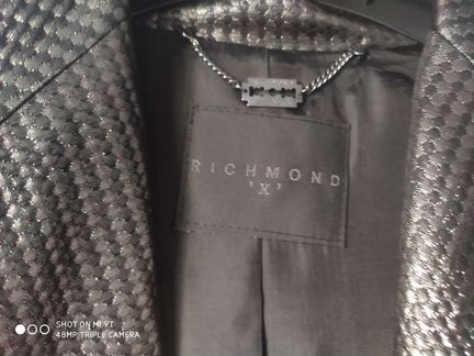 Плащ John Richmond X