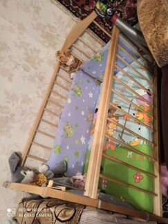 Детская кроватка