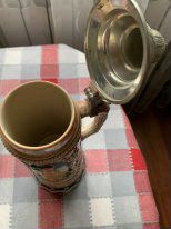 Коллекционная пивная кружка с музыкальным подарком