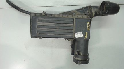 Корпус воздушного фильтра Volkswagen Passat 7, 201