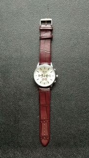 Часы кварцевые