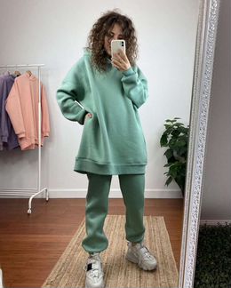 Теплый Костюм + носки в подарок