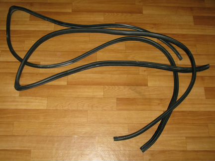 Honda HR-V 98-06 уплотнители дверей GH2, GH4