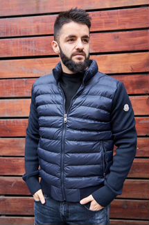 Пуховик Moncler